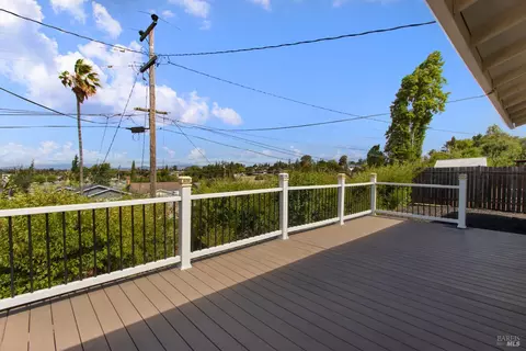 Exterior - 425 Gonzaga Ave, Vallejo, CA 94589 photo 3 of 6