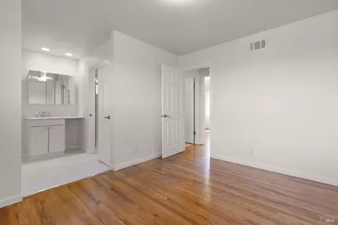 Bedroom - 425 Gonzaga Ave, Vallejo, CA 94589 photo 3 of 5
