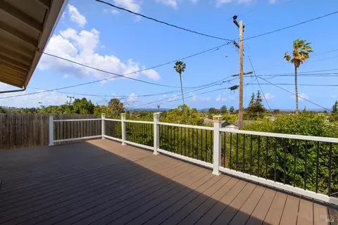 Exterior - 425 Gonzaga Ave, Vallejo, CA 94589 photo 2 of 6