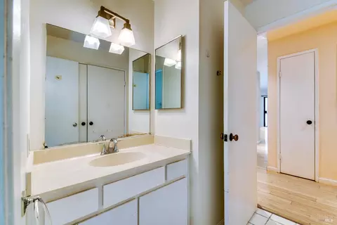 115 Mitchell Dr, Fairfax, CA 94930 photo 18