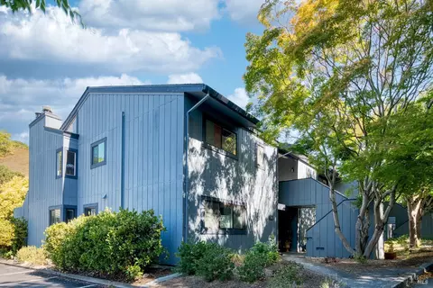 115 Mitchell Dr, Fairfax, CA 94930