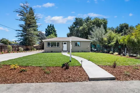 1565 Baywood Ln, Napa, CA 94558