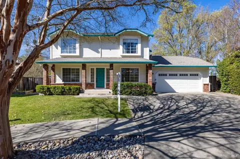 2155 Hastings Ct, Santa Rosa, CA 95405