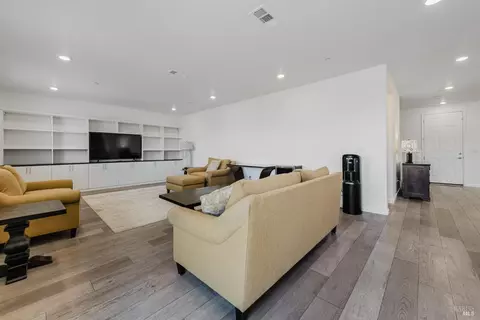8707 Aquamarine Dr, Vallejo, CA 94591 photo 13
