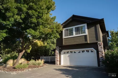 317 Judith Ct, Windsor, CA 95492 photo 4
