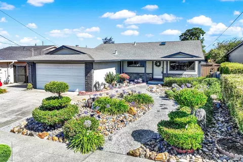 1835 Egret Ln, Hayward, CA 94545