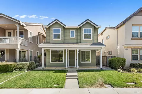 1305 Valley Glen Dr, Dixon, CA 95620