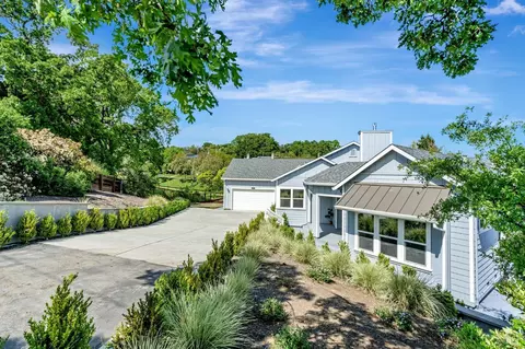 12 Rose Ct, Novato, CA 94945