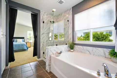 Bath - 432 Goblet Pl, Windsor, CA 95492 photo 3 of 5