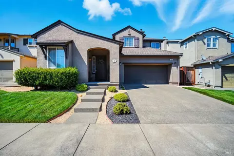 432 Goblet Pl, Windsor, CA 95492