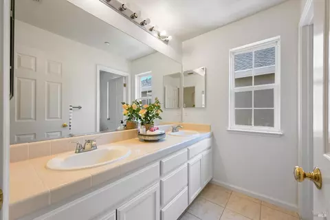 15 Moore Rd, Novato, CA 94949 photo 22