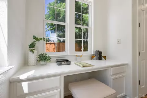 15 Moore Rd, Novato, CA 94949 photo 17