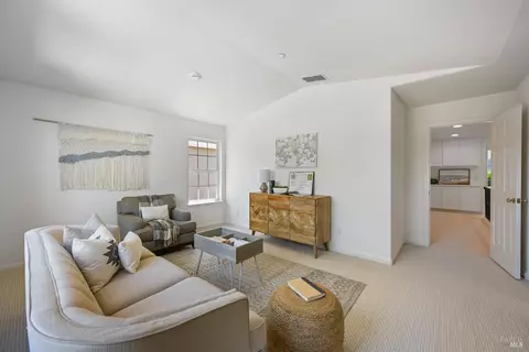 15 Moore Rd, Novato, CA 94949 photo 19