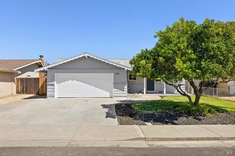 1965 Buckingham Dr, Fairfield, CA 94533 photo 3