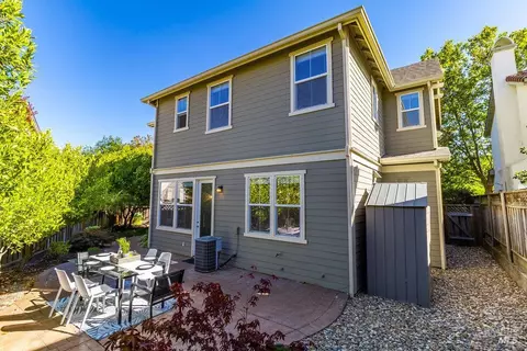 Exterior - 6052 Stonehouse Dr, Vallejo, CA 94591 photo 2 of 14