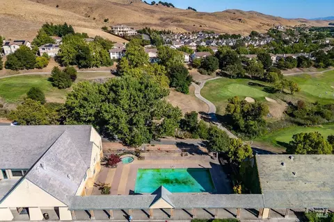 Exterior - 6052 Stonehouse Dr, Vallejo, CA 94591 photo 14 of 14