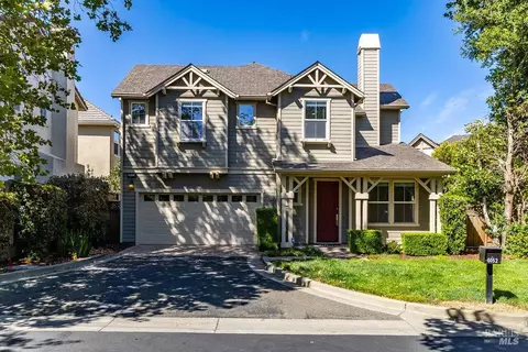 Exterior - 6052 Stonehouse Dr, Vallejo, CA 94591 photo 13 of 14