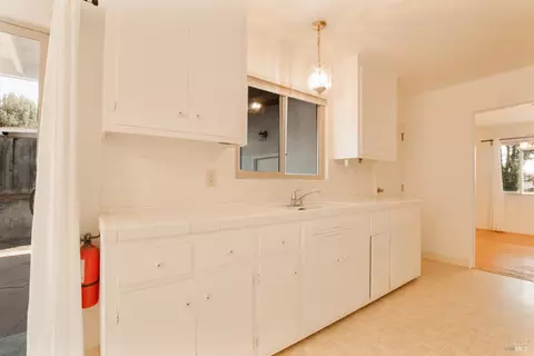 112 Fairfax Ct, Vallejo, CA 94591 photo 10