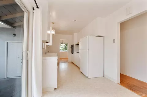112 Fairfax Ct, Vallejo, CA 94591 photo 9