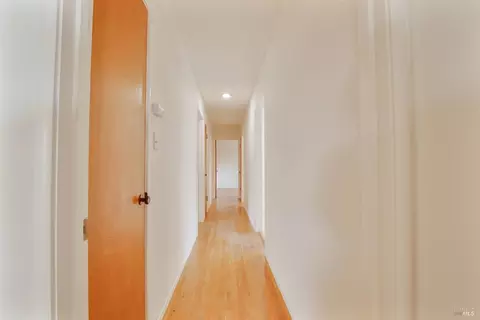 112 Fairfax Ct, Vallejo, CA 94591 photo 13