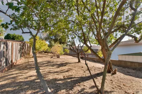 112 Fairfax Ct, Vallejo, CA 94591 photo 31