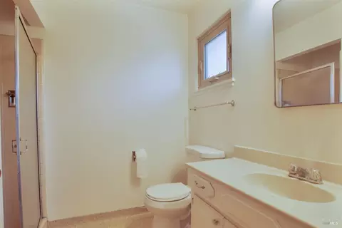 112 Fairfax Ct, Vallejo, CA 94591 photo 22