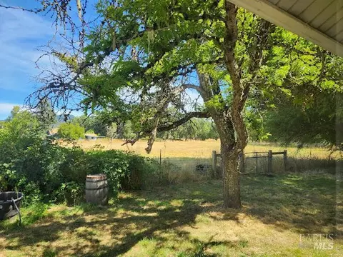 Exterior - 1751 Hearst Willits Rd, Willits, CA 95490 photo 10 of 12