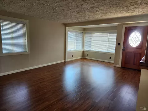 Living - 1751 Hearst Willits Rd, Willits, CA 95490 photo 1 of 2
