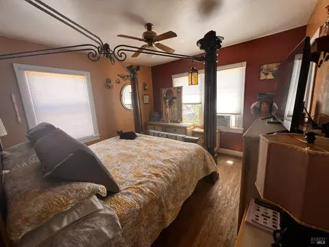 Bedroom - 817 Broadway St, Fairfield, CA 94533 photo 1 of 4