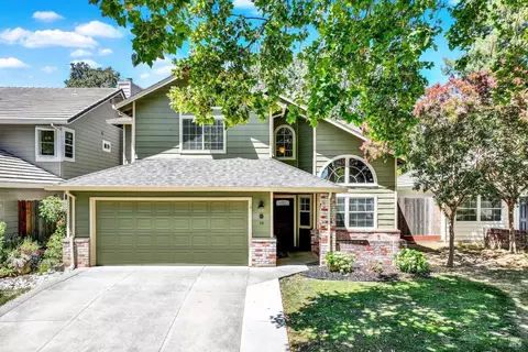 16 Winestone Ct, Napa, CA 94558