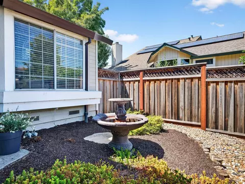 Exterior - 688 Natalie Dr, Windsor, CA 95492 photo 3 of 6