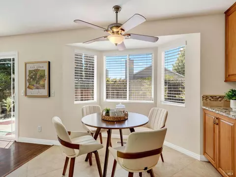 Dining - 688 Natalie Dr, Windsor, CA 95492 photo 1 of 2