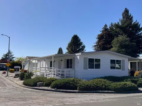 23 Westgate Cir, Santa Rosa, CA 95401