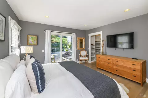 Bedroom - 537 Browning St, Mill Valley, CA 94941 photo 3 of 3