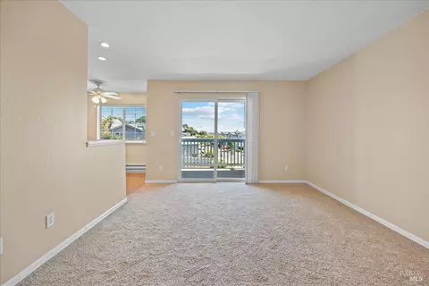 Living - 159 Lighthouse Dr, Vallejo, CA 94590 photo 2 of 2