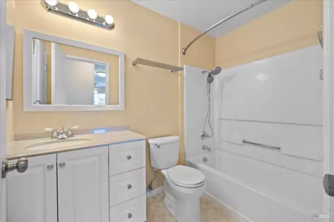 Bath - 159 Lighthouse Dr, Vallejo, CA 94590 photo 1 of 2