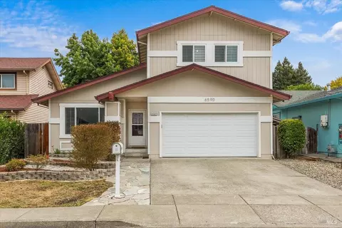 6590 Joyce Ct, Rohnert Park, CA 94928