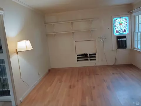 Living - 361 Steffan St, Vallejo, CA 94591 photo 3 of 3