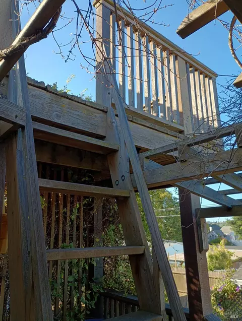 Exterior - 361 Steffan St, Vallejo, CA 94591 photo 8 of 14