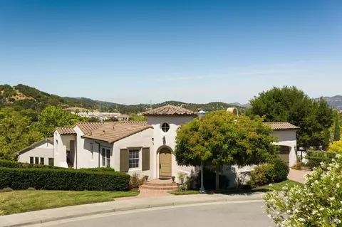 112 Chapel Hill Rd, Novato, CA 94949