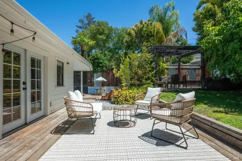 Exterior - 104 Bernhard Ave, Sonoma, CA 95476 photo 10 of 20