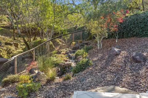 Exterior - 6 Old Coach Rd, Napa, CA 94558 photo 9 of 18