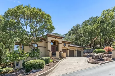 6 Old Coach Rd, Napa, CA 94558