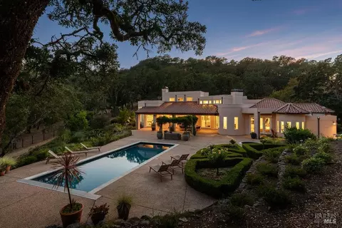 365 Shiloh Valley Ct, Santa Rosa, CA 95403