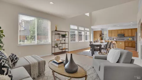 Living - 3003 Overlook Dr, Vallejo, CA 94591 photo 4 of 4