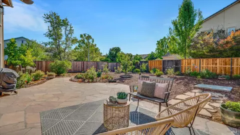 Exterior - 3003 Overlook Dr, Vallejo, CA 94591 photo 2 of 11