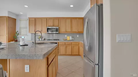 Kitchen - 3003 Overlook Dr, Vallejo, CA 94591 photo 3 of 5