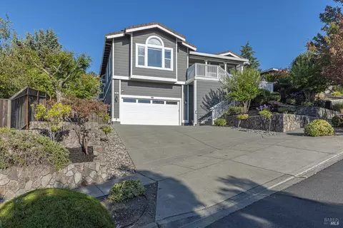 Exterior - 106 Quarry Dr, Napa, CA 94559 photo 3 of 21