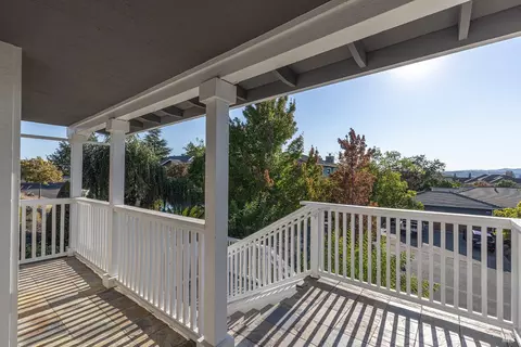 Exterior - 106 Quarry Dr, Napa, CA 94559 photo 5 of 21