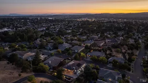 View/Area - 106 Quarry Dr, Napa, CA 94559 photo 5 of 5